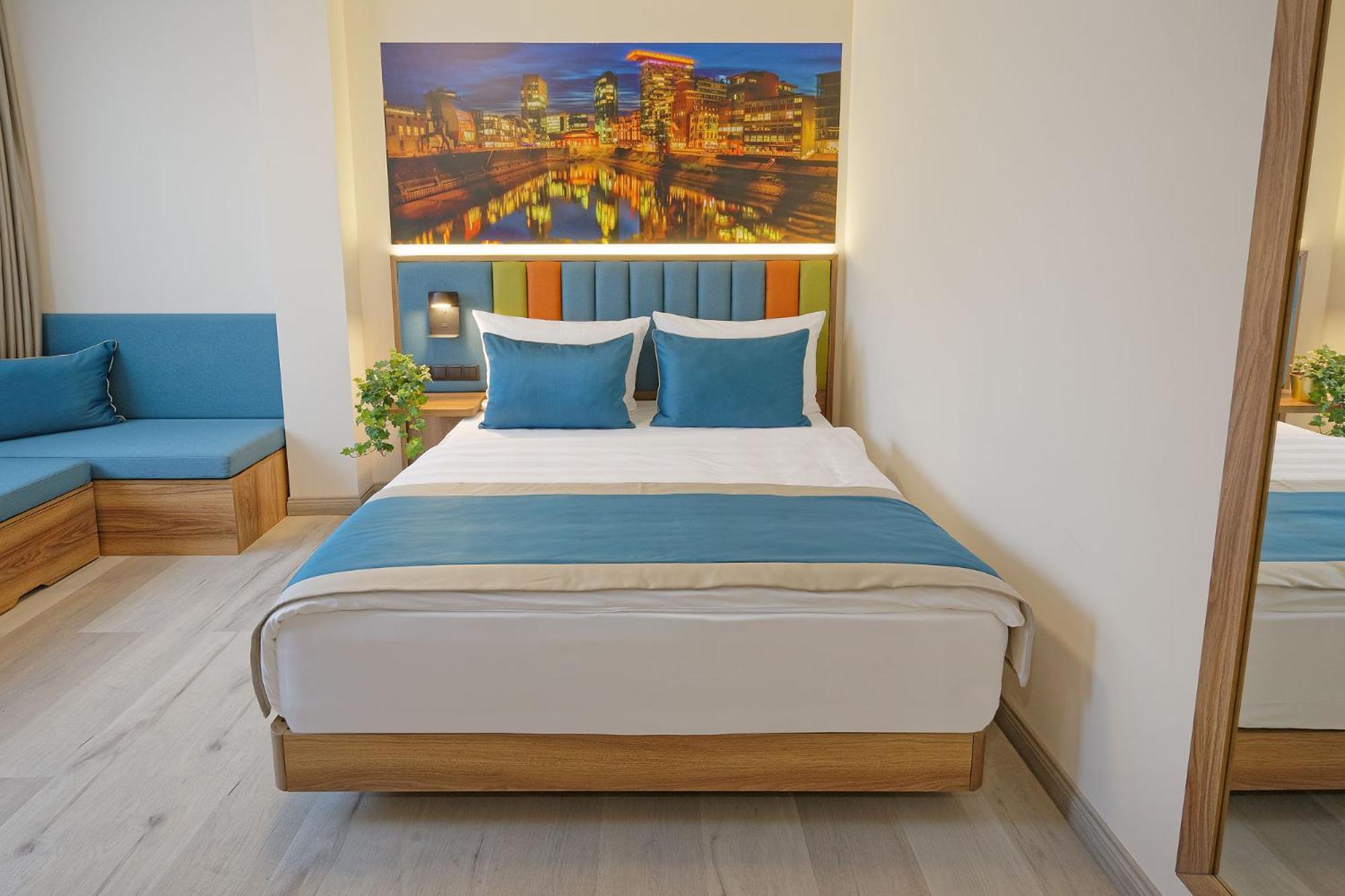 Friends Hotel Duesseldorf-Airport Ратинген Экстерьер фото